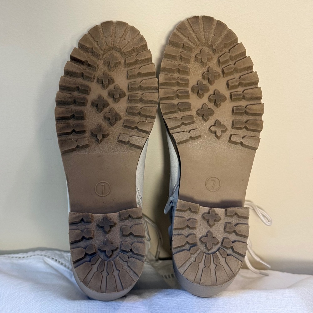 Wild Pair Bentlip Combat Boots Size 7 Cream Lace Up Side Zip Lug Sole Block Heel - Picture 5 of 15